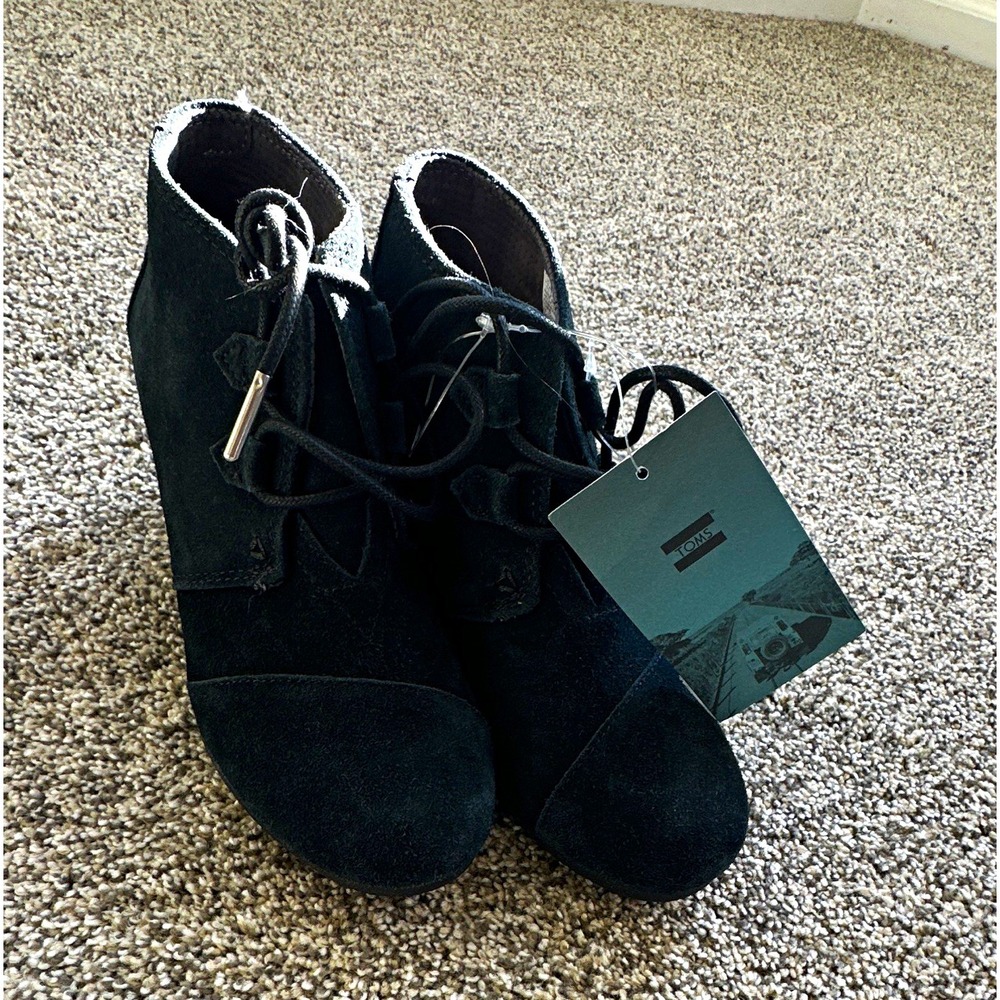 TOMS Womens Black Suede Lace Up Ankle Bootie Boots Round Toe EU 40 Us 6.5
